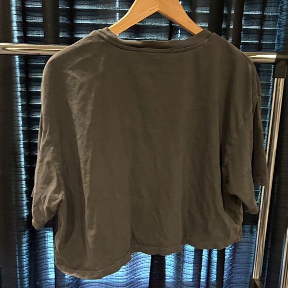 Vans Gray Graphic Cropped Tee with Skull and Wings - Picture 3 of 5